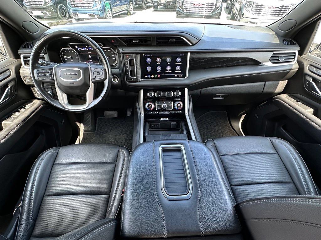 Certified 2021 GMC Yukon XL Denali w/ Denali Ultimate Package AWD/4WD image 35