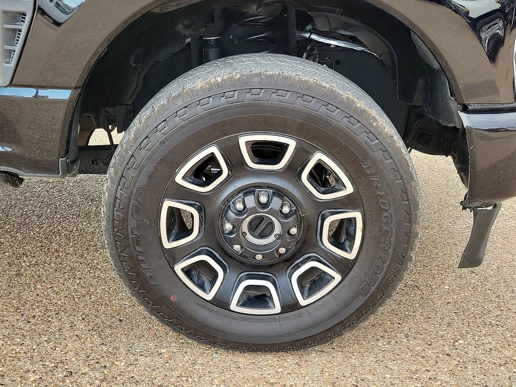 Used 2024 Ford F350 Platinum AWD/4WD image 14