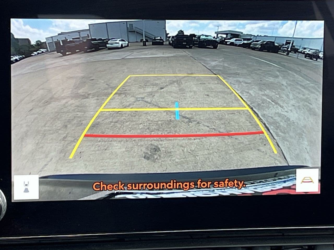 Used 2025 Toyota RAV4 XLE FWD image 16
