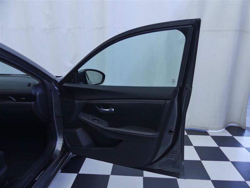 Used 2022 Nissan Sentra SV w/ All-Weather Package FWD image 22