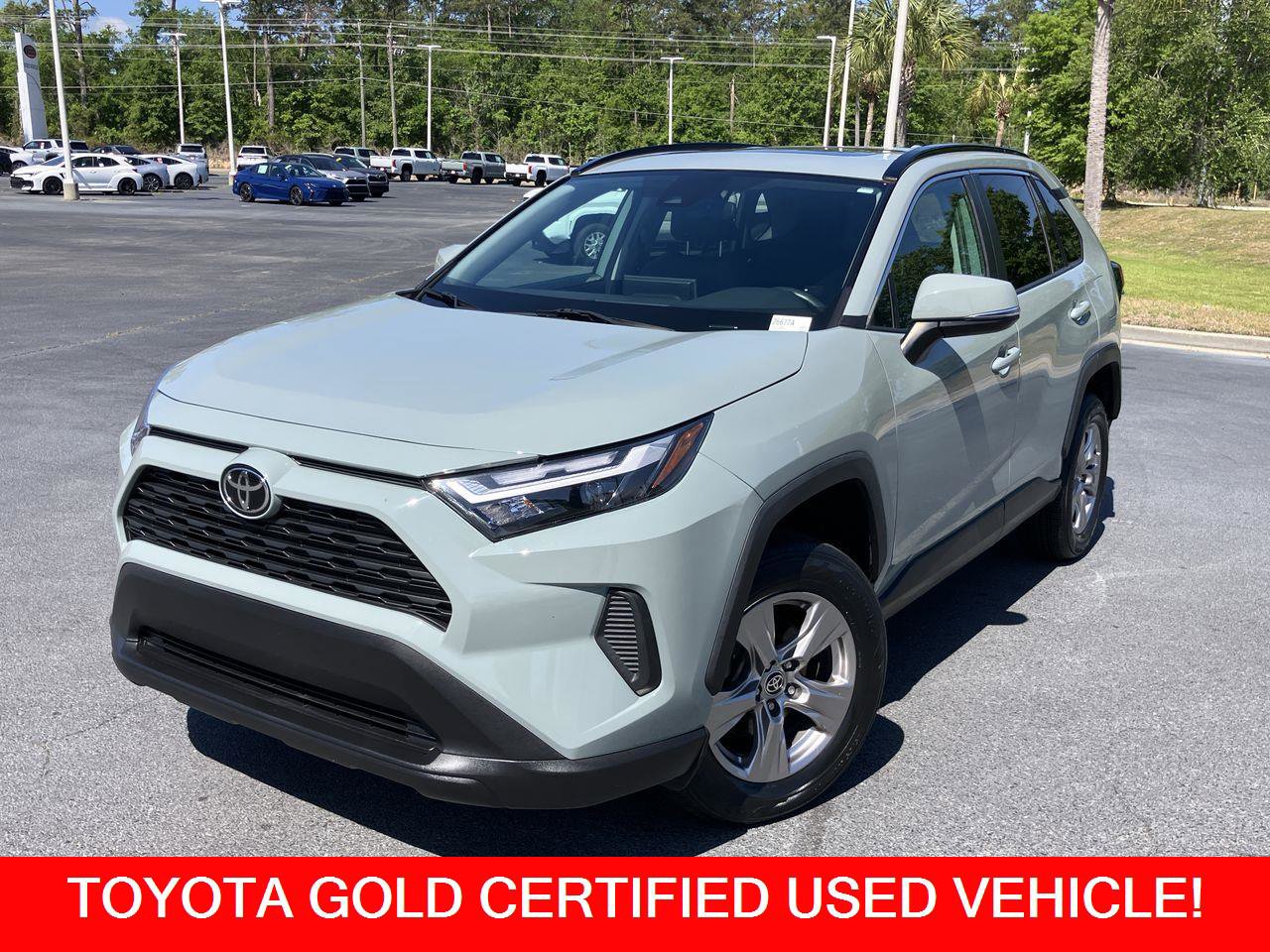 Used 2022 Toyota RAV4 XLE w/ Convenience Package