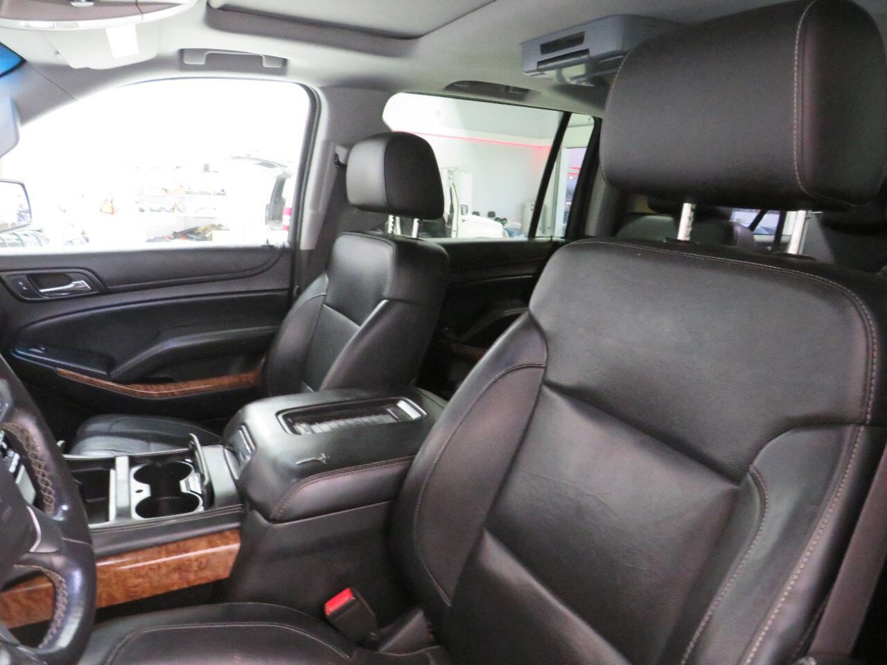 Used 2016 Chevrolet Suburban LTZ w/ Max Trailering Package AWD/4WD image 15