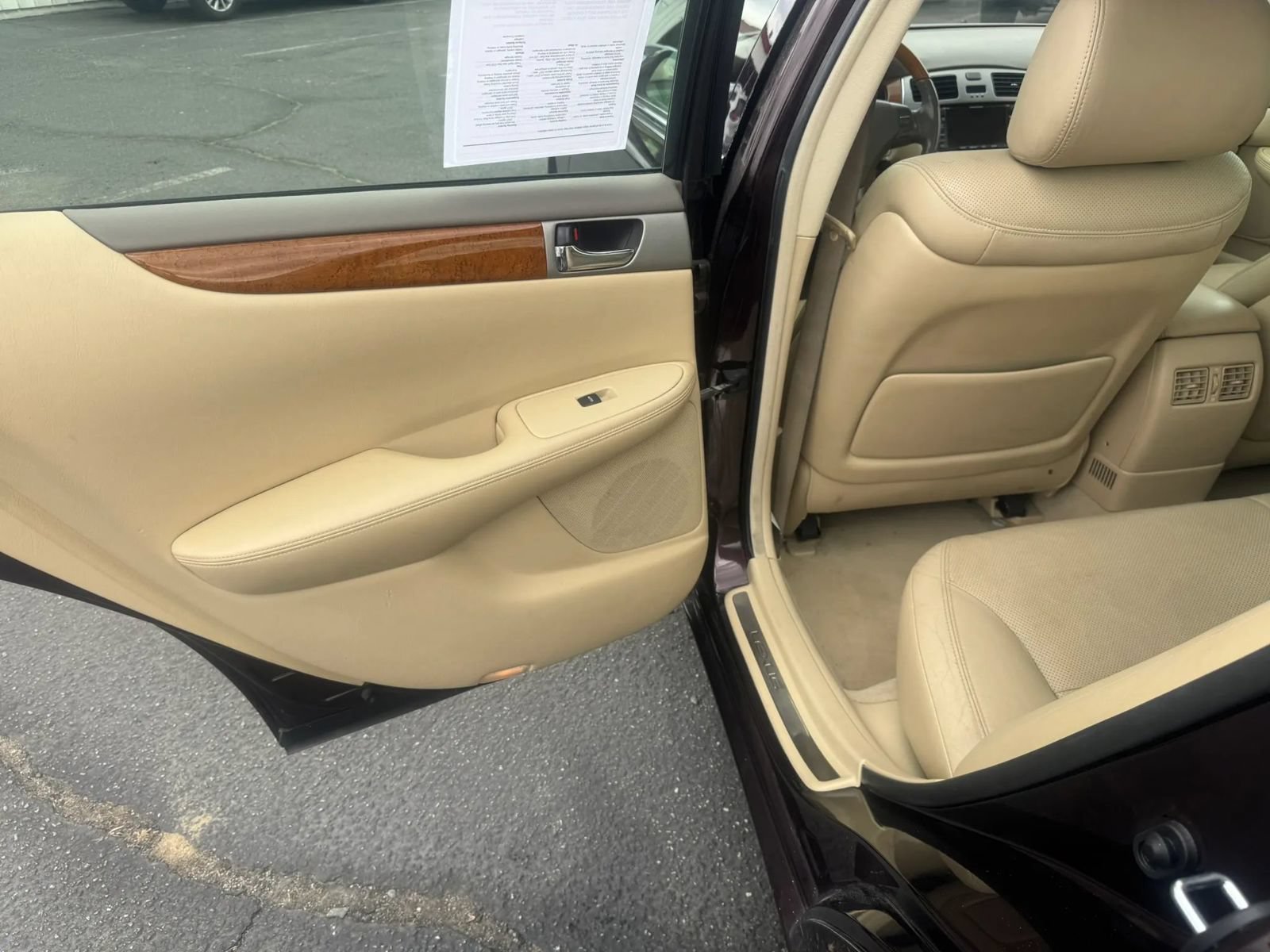 Used 2005 Lexus ES 330 FWD image 23