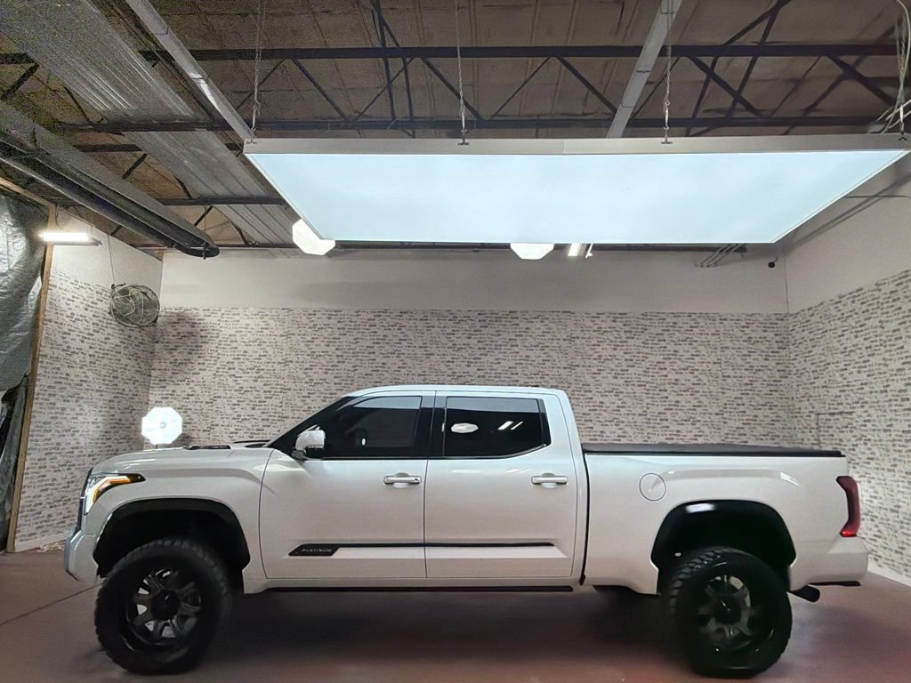 Used 2022 Toyota Tundra Platinum AWD/4WD image 4