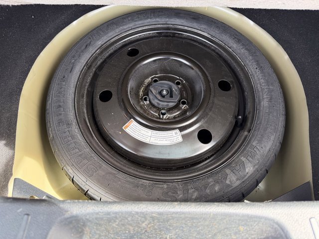 Used 2018 Ford Explorer Platinum image 24