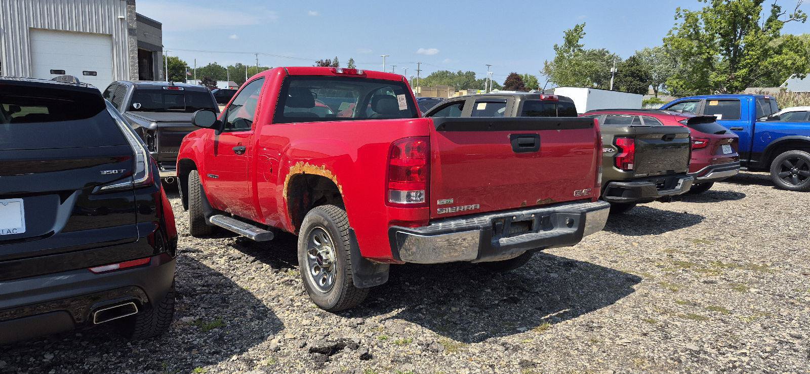 Used 2010 GMC Sierra 1500 W/T RWD image 4