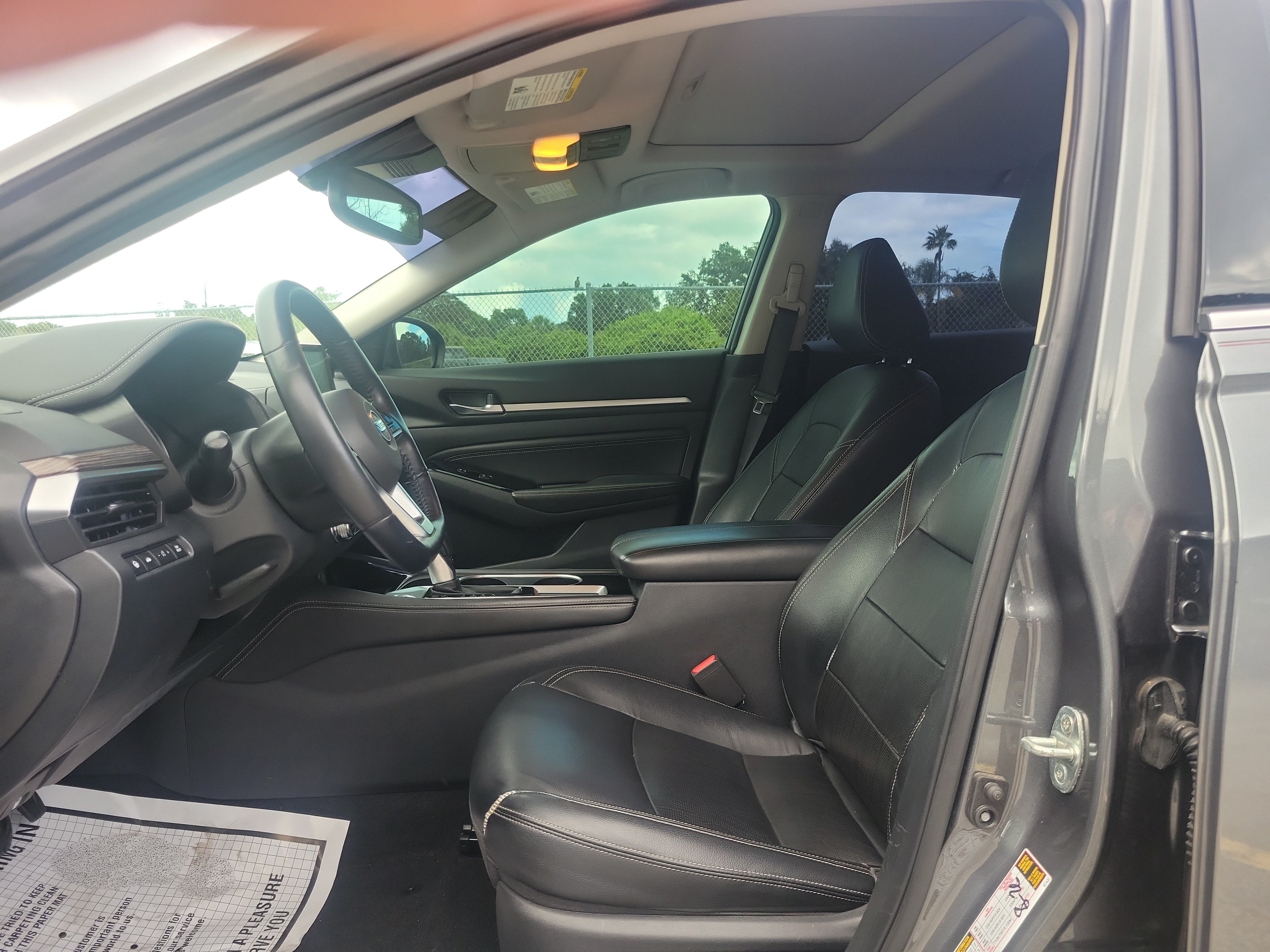 Used 2020 Nissan Altima 2.5 Platinum FWD image 10