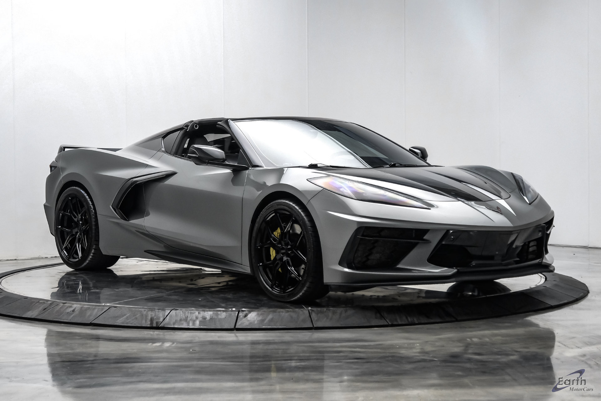 Used 2023 Chevrolet Corvette Stingray Preferred Cpe w/ Z51 Performance Package RWD image 31