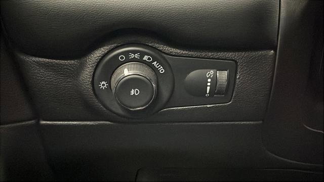 Used 2022 Dodge Durango R/T w/ Tow 'N Go Package image 34