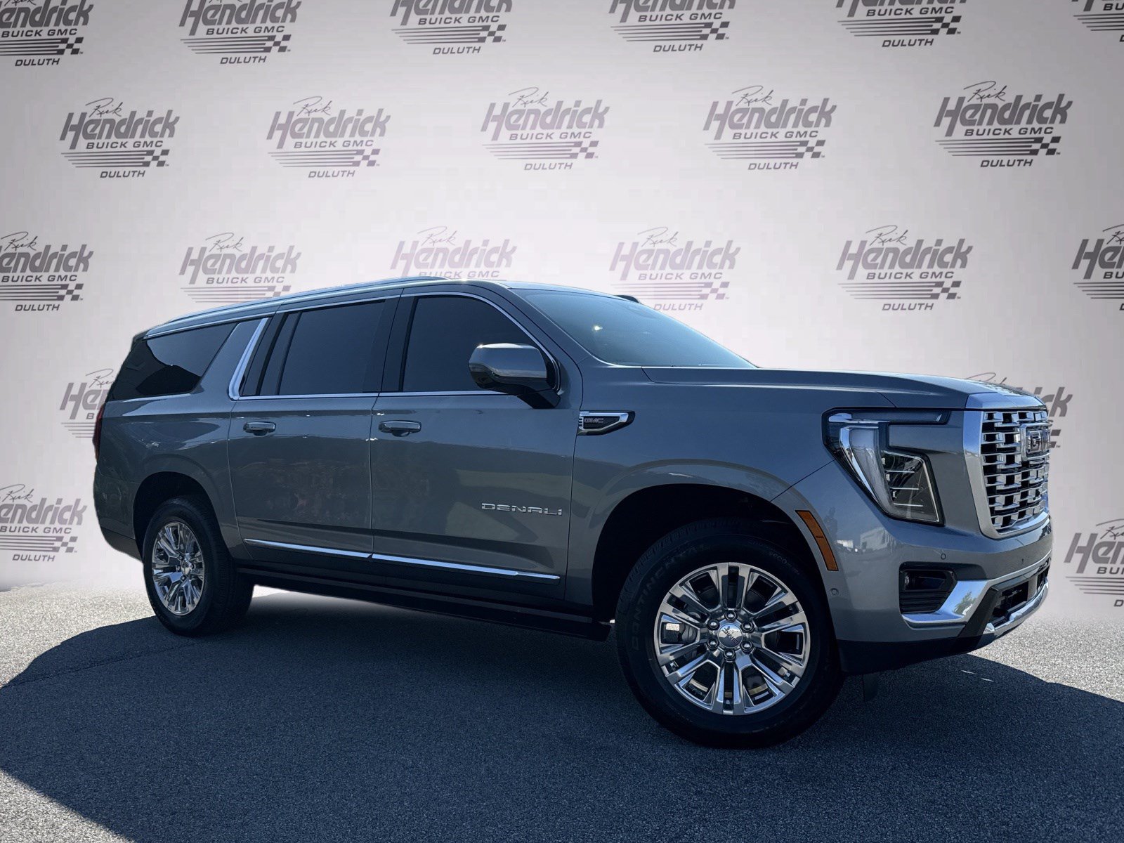 New 2026 GMC Yukon XL Denali w/ Sun & Power Step Package AWD/4WD image 2