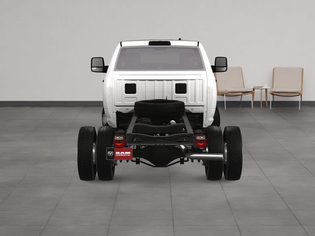 New 2023 RAM 5500 Tradesman AWD/4WD image 10