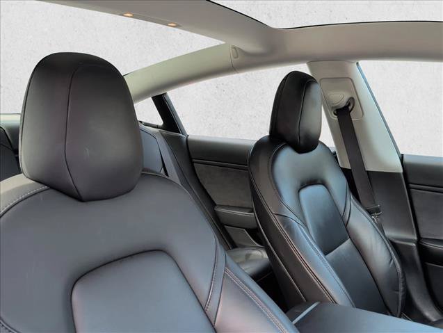 Used 2018 Tesla Model 3 Long Range RWD image 26
