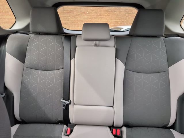 Used 2025 Toyota RAV4 XLE FWD image 21