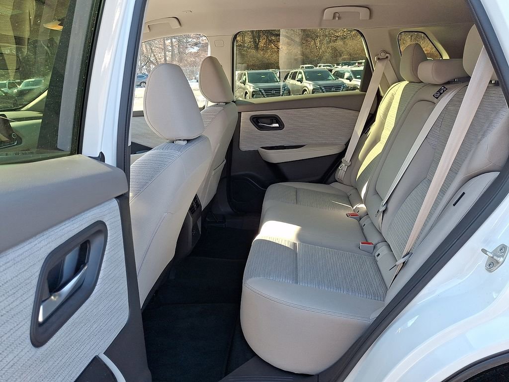 Certified 2023 Nissan Rogue SV AWD/4WD image 11