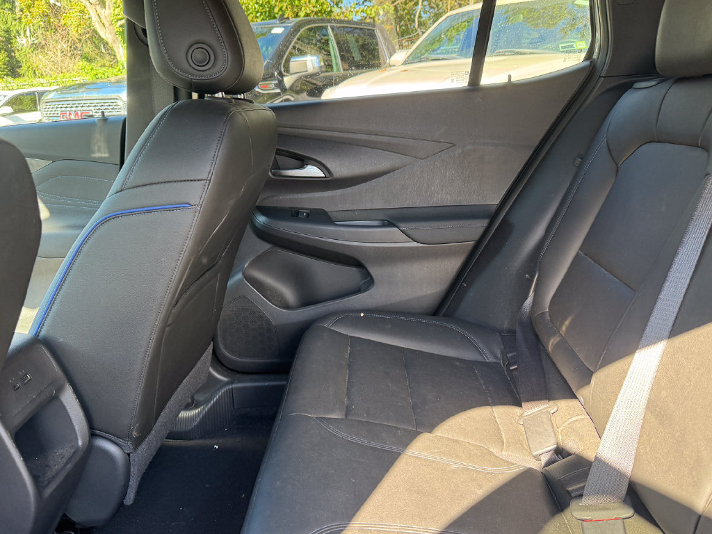 Used 2024 Buick Envista Sport Touring w/ Convenience II Package FWD image 28