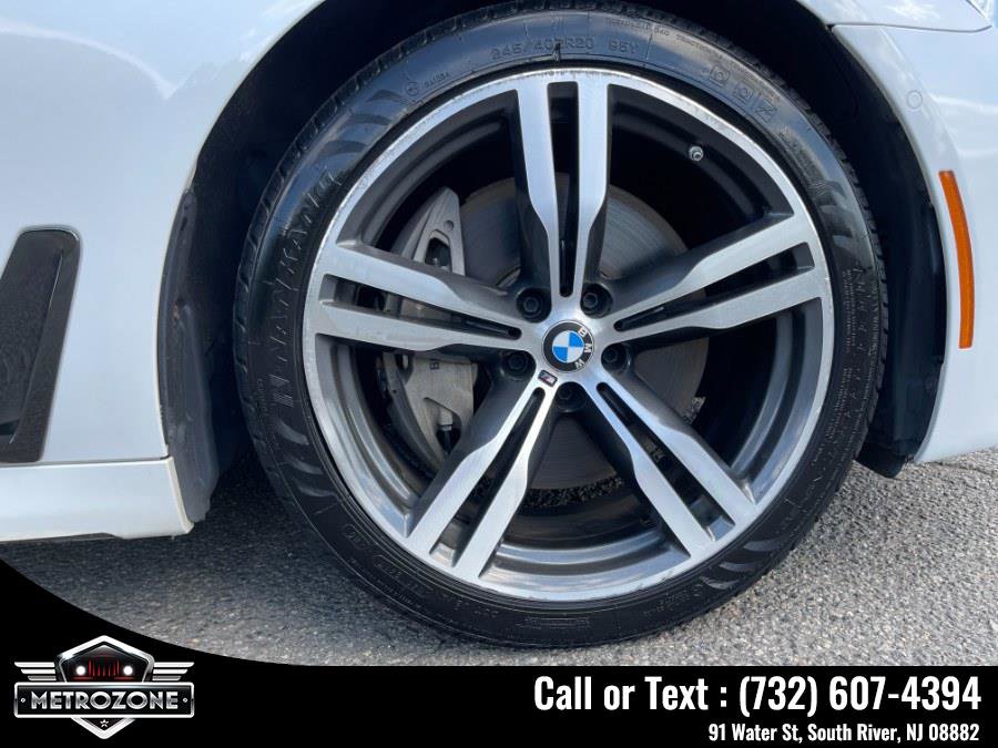 Used 2019 BMW 750i 750i Sedan image 36