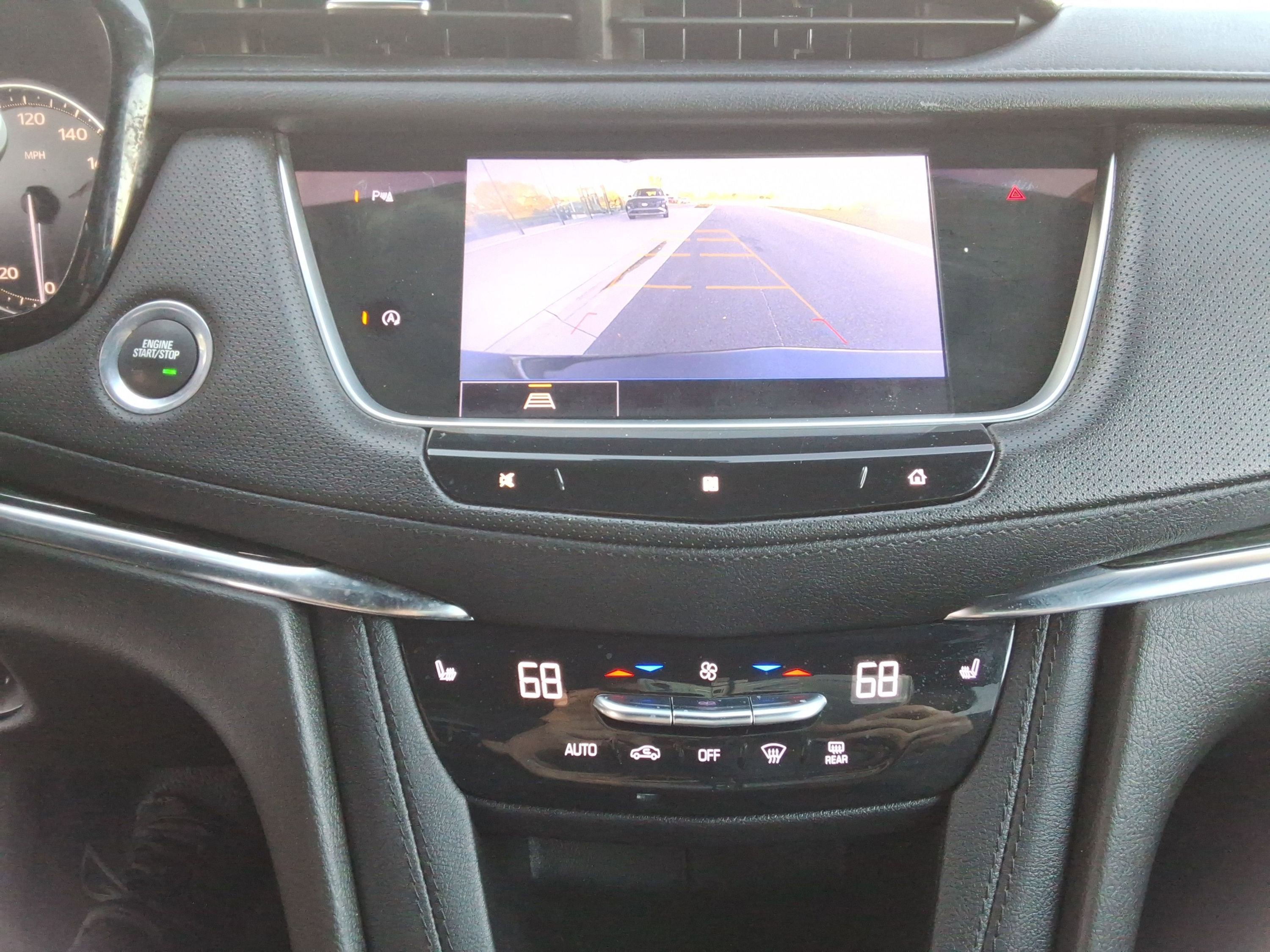 Used 2021 Cadillac XT5 Premium Luxury image 17