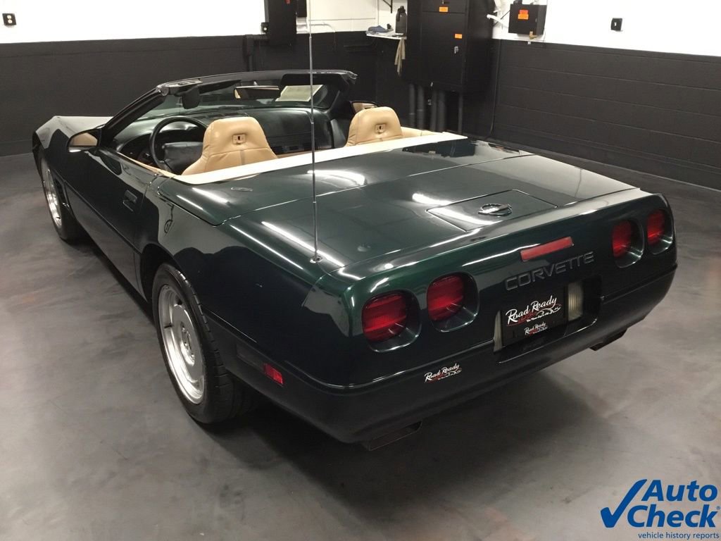 Used 1995 Chevrolet Corvette Convertible RWD image 7