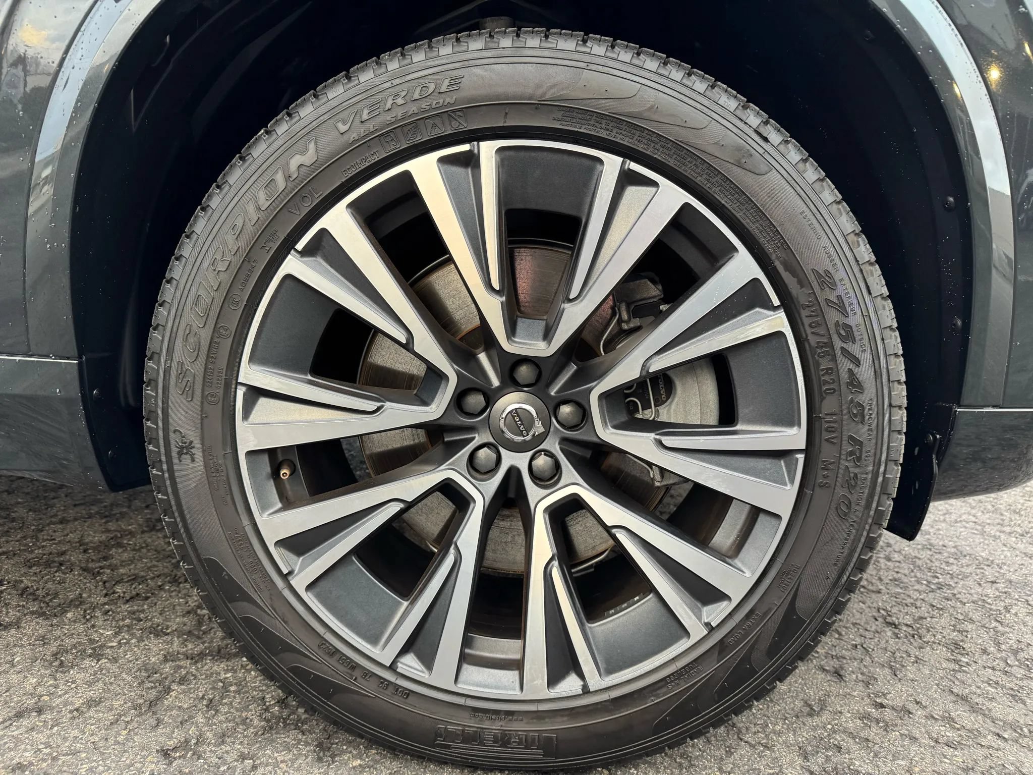 Used 2022 Volvo XC90 T8 Inscription Expression w/ Advanced Package AWD/4WD image 18