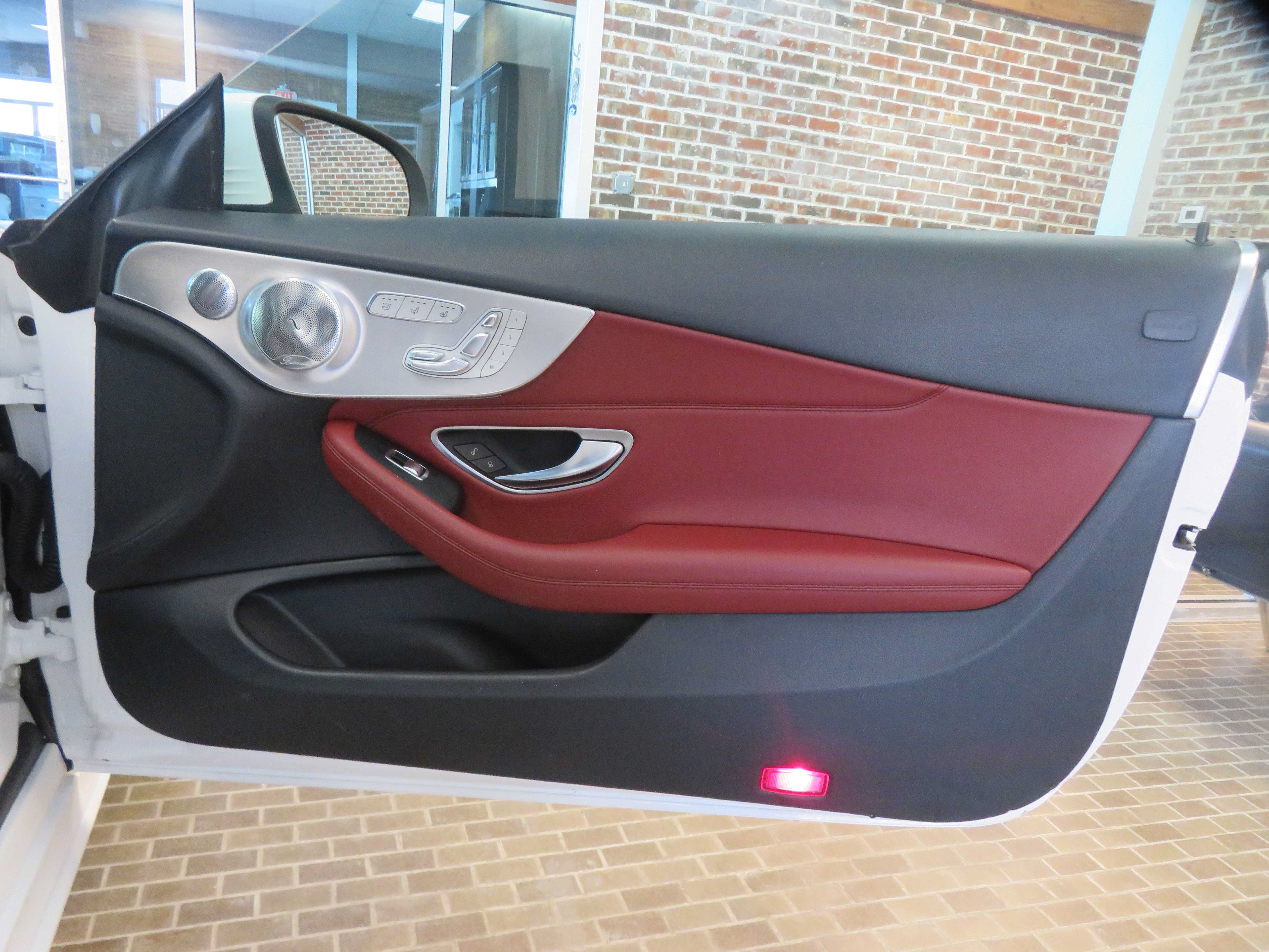 Used 2021 Mercedes-Benz C 300 Cabriolet image 18