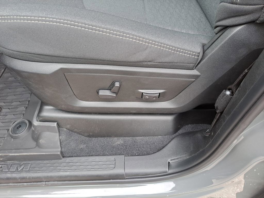 New 2026 RAM 2500 Big Horn image 23