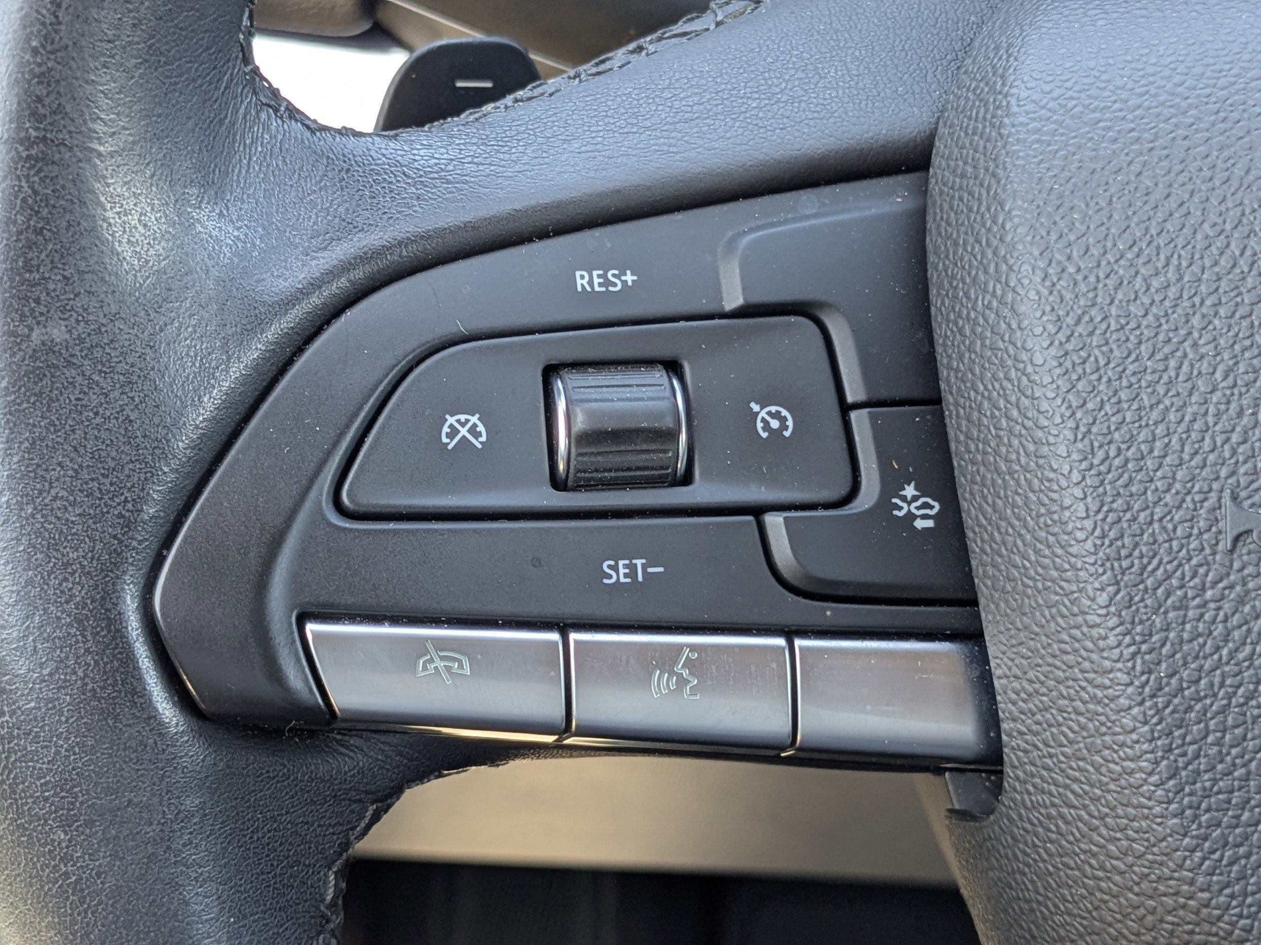 Used 2021 Cadillac XT4 Luxury image 27