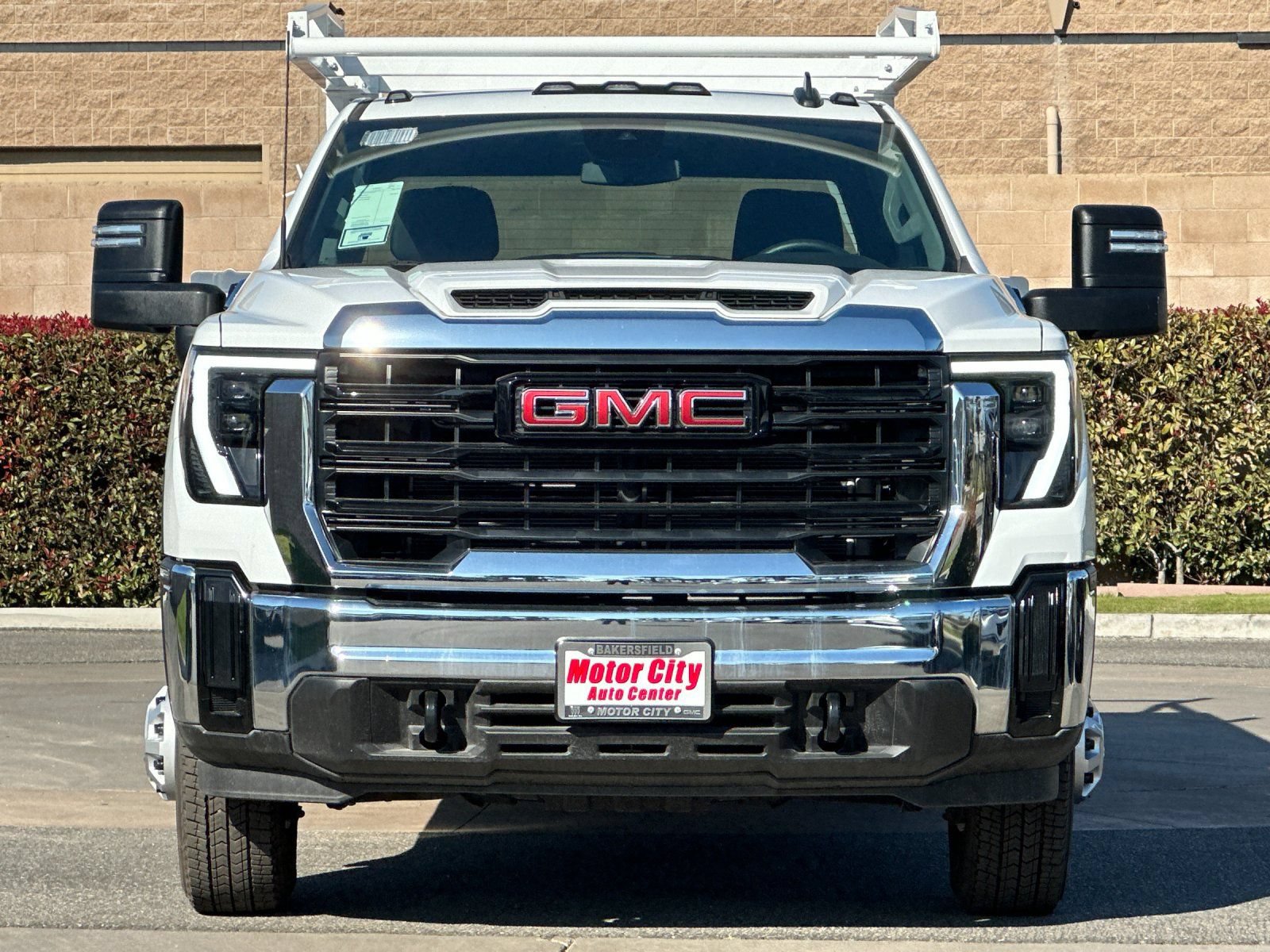 New 2025 GMC Sierra 3500 Pro w/ Convenience Package RWD image 9