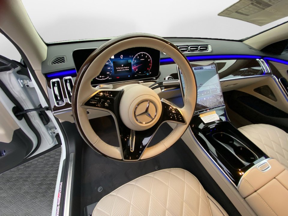 New 2026 Mercedes-Benz S 580 4MATIC Sedan image 10