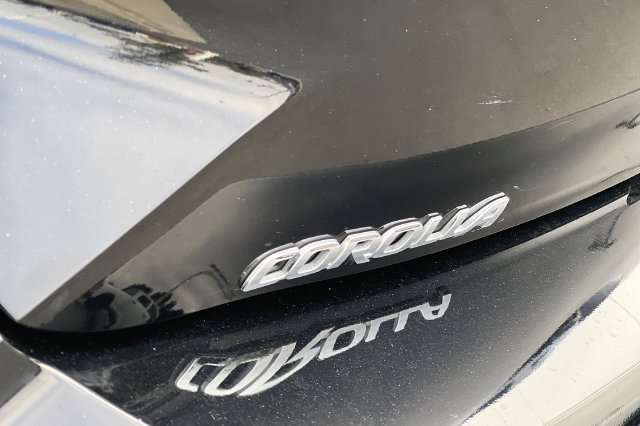 Certified 2021 Toyota Corolla XSE FWD image 38
