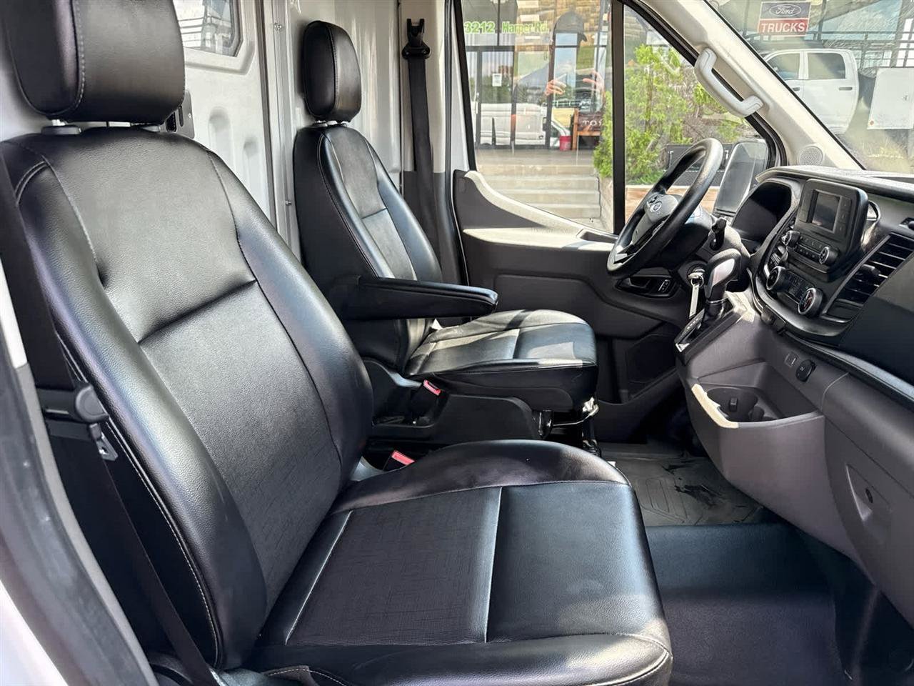 Used 2025 Ford Transit 250 148 High Roof Extended w/ Load Area Protection Package RWD image 21