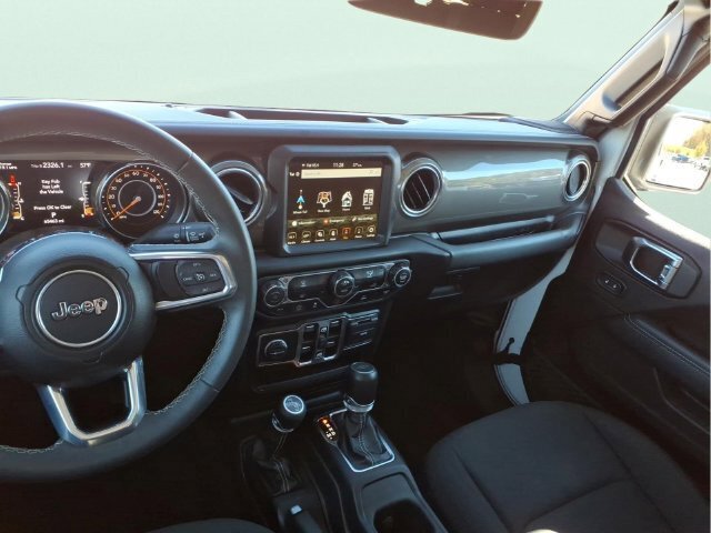 Used 2023 Jeep Gladiator Overland AWD/4WD image 19