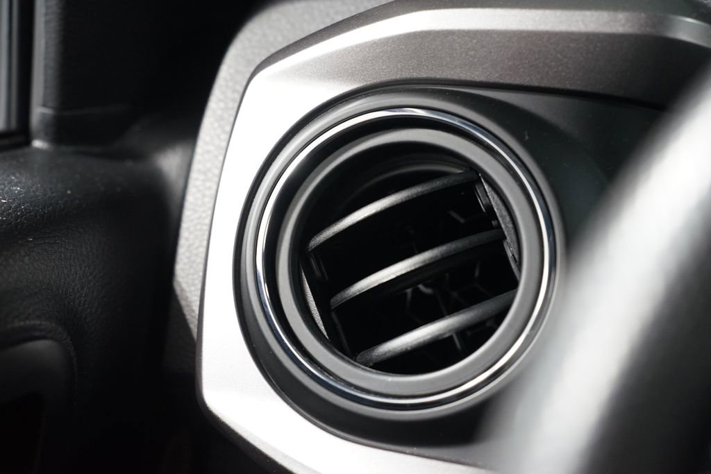 Certified 2023 Toyota Tacoma SR5 w/ Technology Package image 25