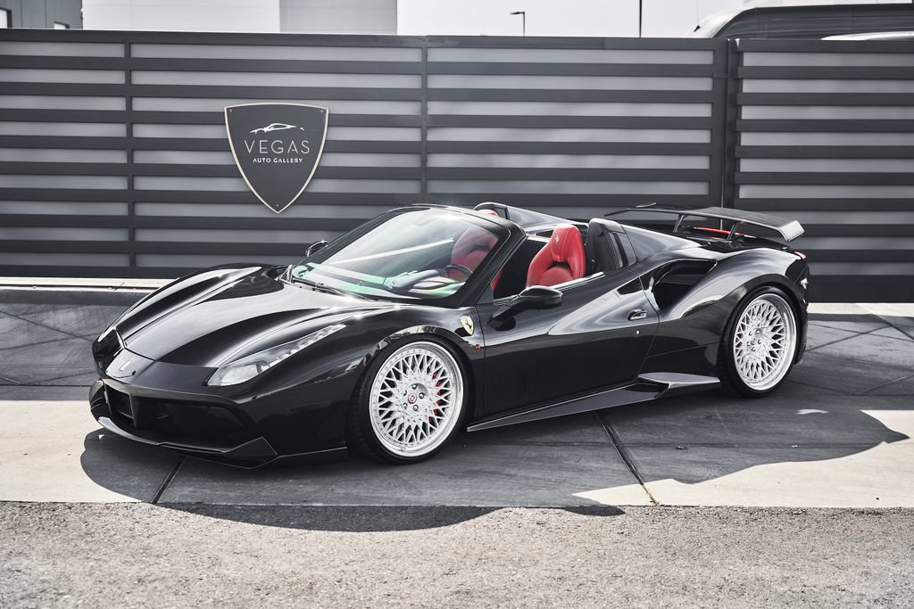 Used 2018 Ferrari 488 Spider RWD image 5