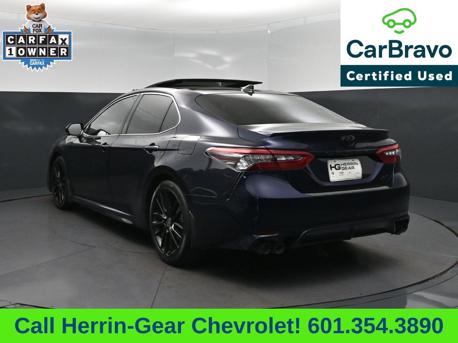 Used 2022 Toyota Camry XSE FWD image 5