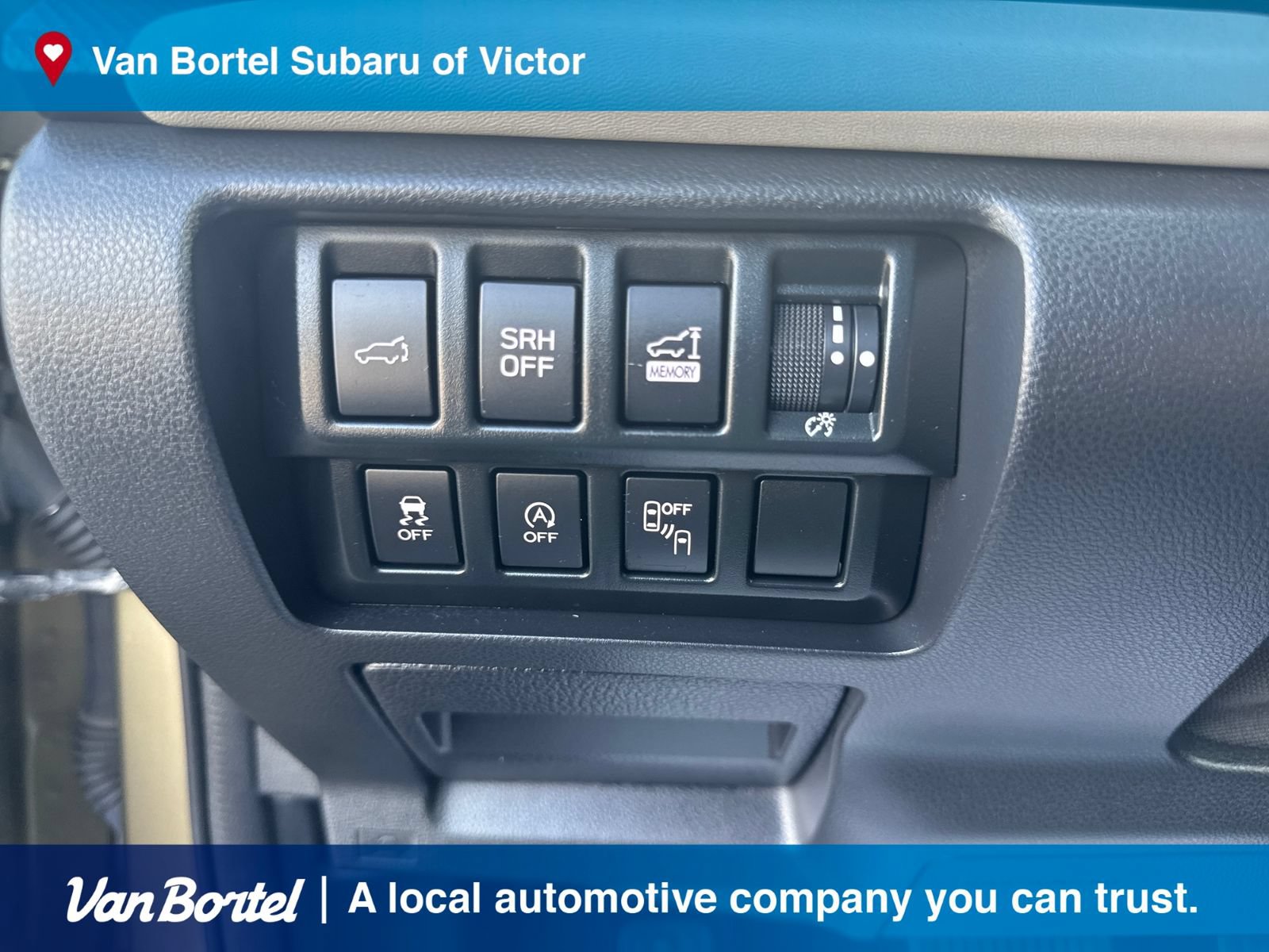 Used 2023 Subaru Forester Limited AWD/4WD image 18
