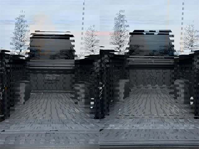 Used 2022 GMC Sierra 1500 SLT image 33