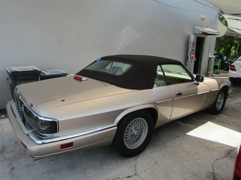 Used 1994 Jaguar XJS 4.0 Convertible image 4