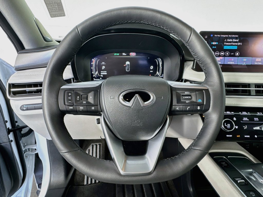 Certified 2027 INFINITI QX60 Luxe w/ Cargo Package FWD image 11