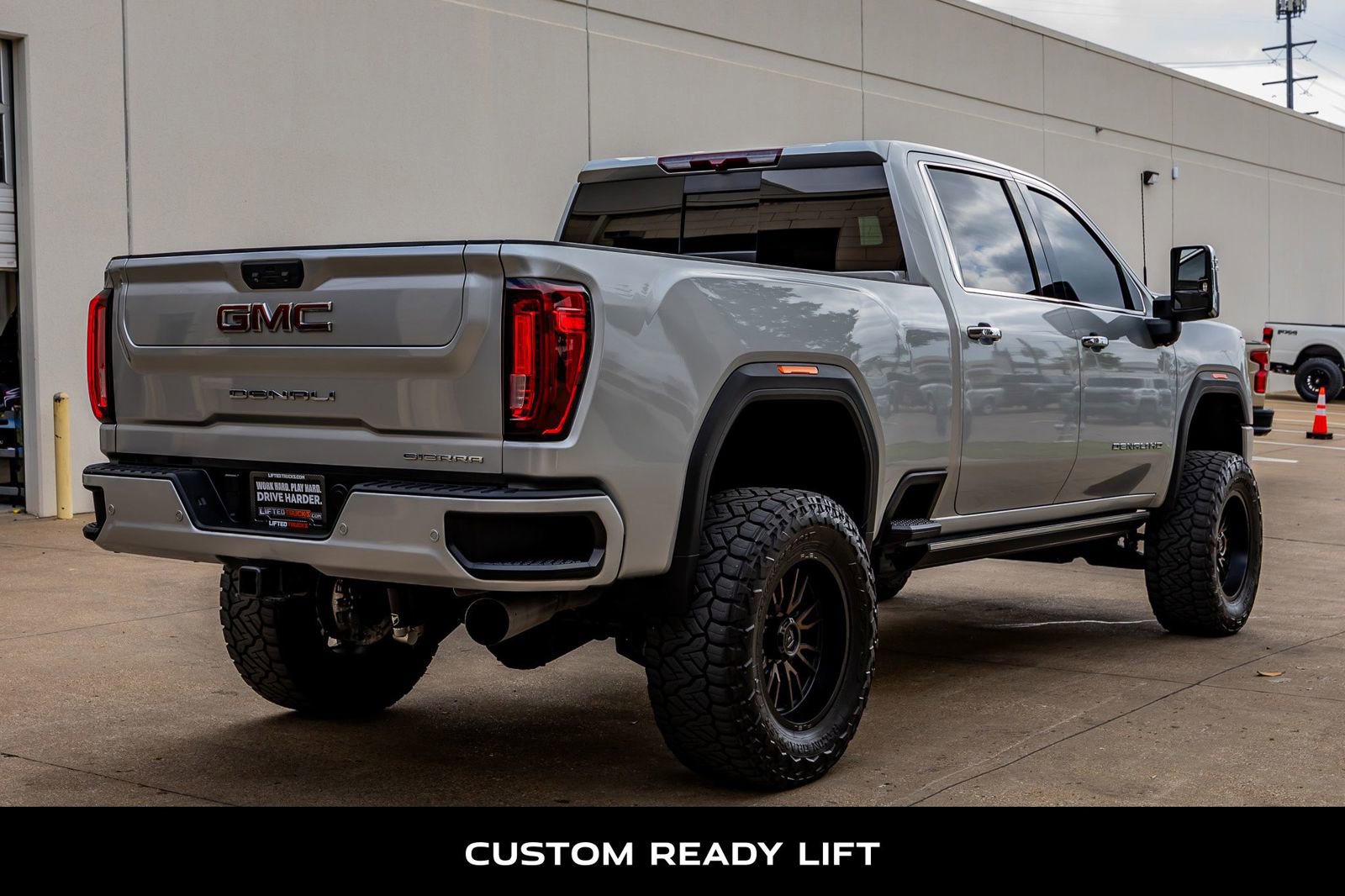 Used 2022 GMC Sierra 2500 Denali image 9