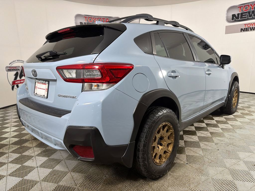 Used 2020 Subaru Crosstrek 2.0i Premium w/ Moonroof Package 2 AWD/4WD image 4