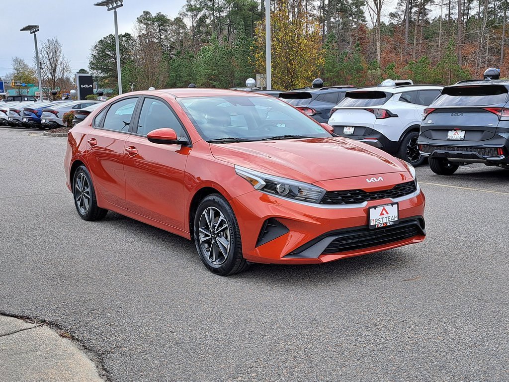 Used 2023 Kia Forte LXS image 4