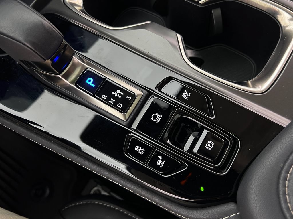 Certified 2026 Lexus NX 350h AWD w/ Accessory Package (2T) image 23