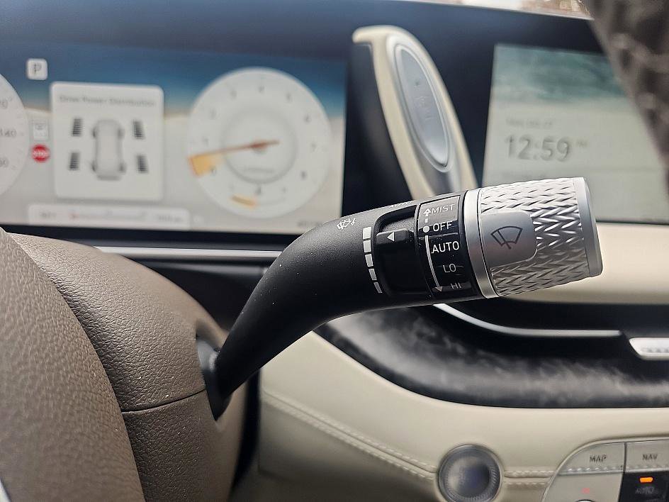 Used 2023 Genesis G90 3.5T image 22