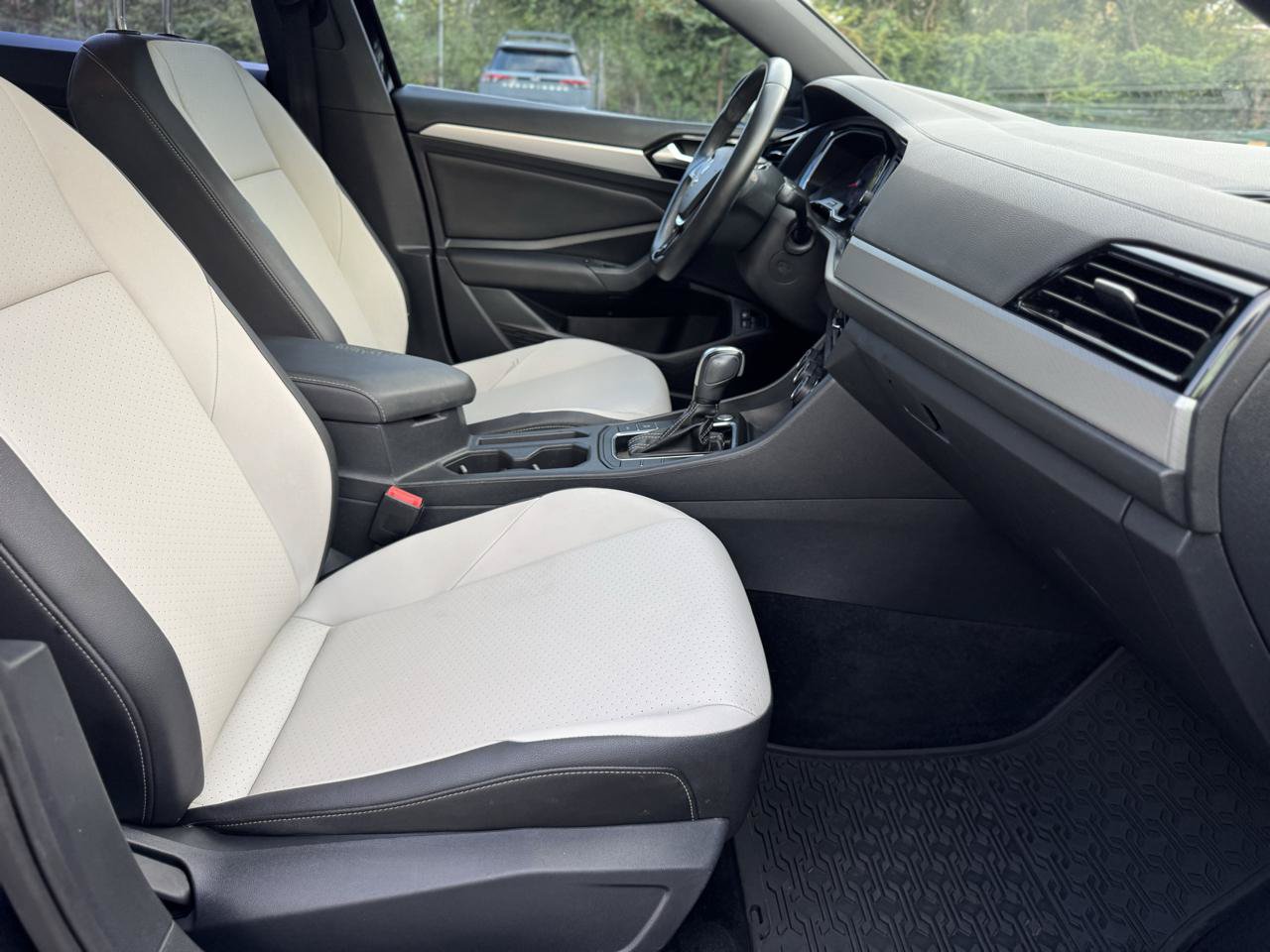 Used 2021 Volkswagen Jetta R-Line FWD image 24