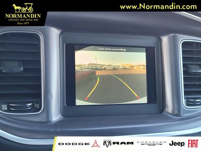 Used 2019 Dodge Charger SXT RWD image 10