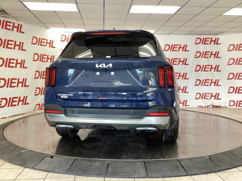 New 2026 Kia Sorento S w/ S Panoramic Sunroof Package FWD image 6