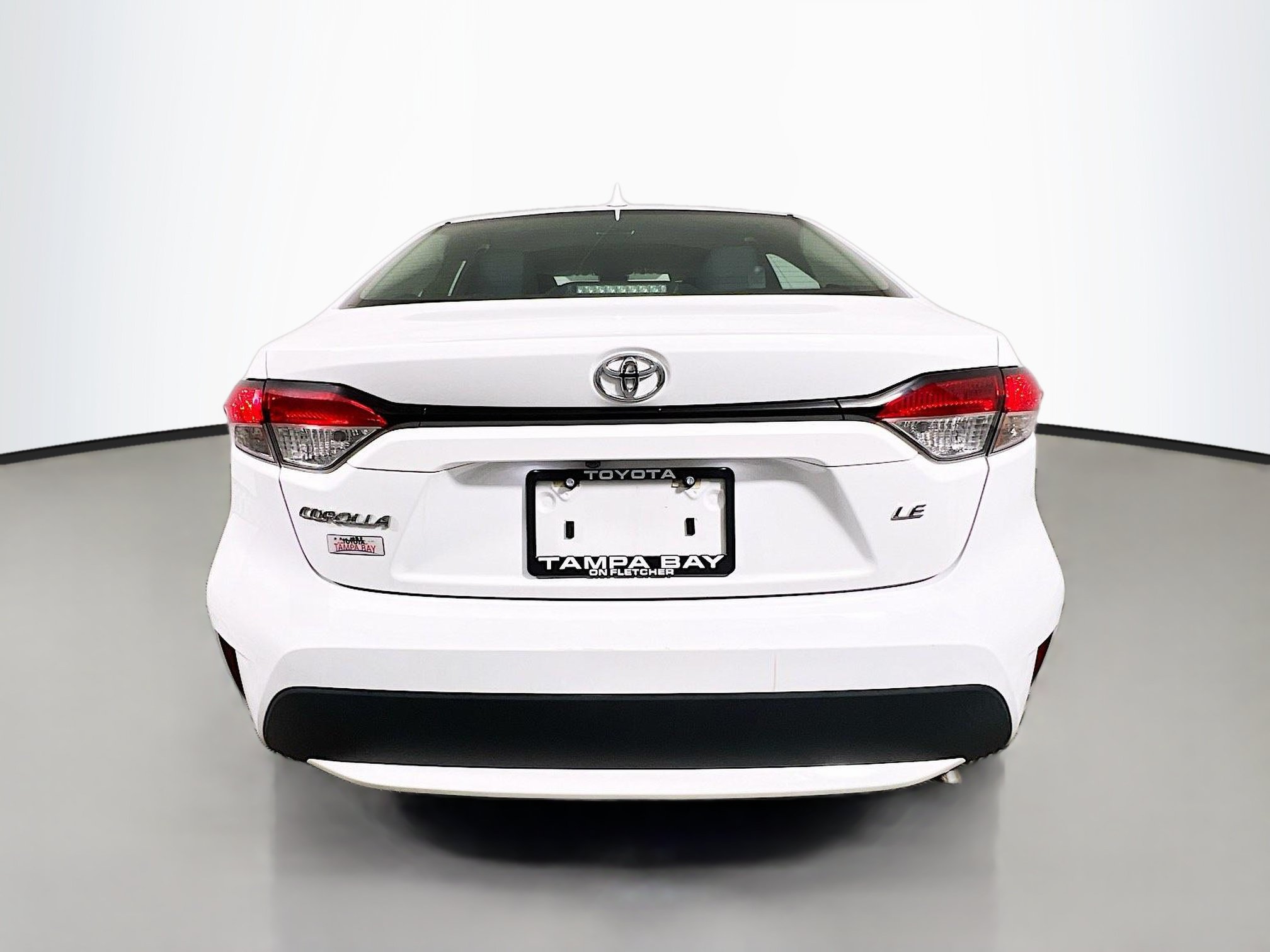 Used 2022 Toyota Corolla LE FWD image 6