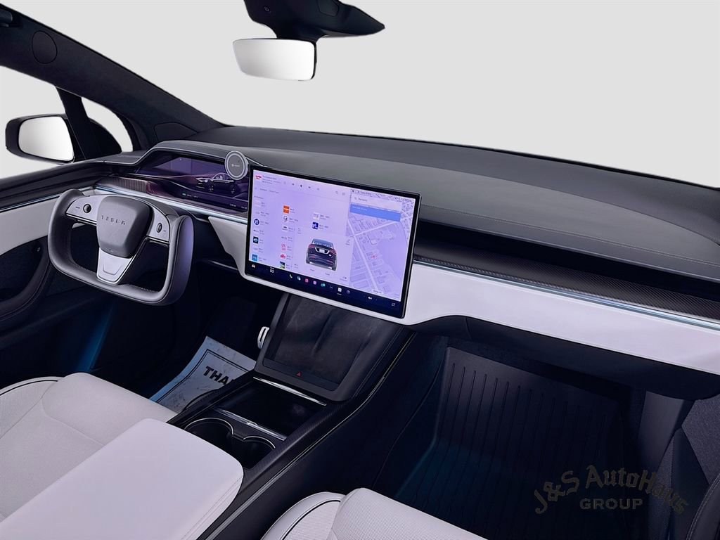 Used 2026 Tesla Model X Plaid image 31