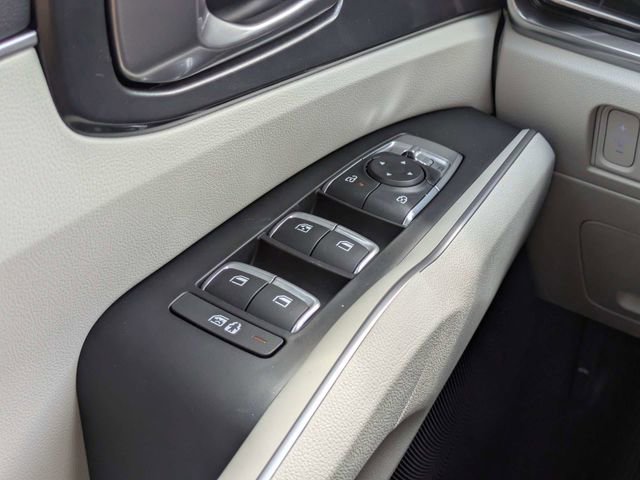 New 2025 Kia Sorento S w/ Panoramic Sunroof Package FWD image 24