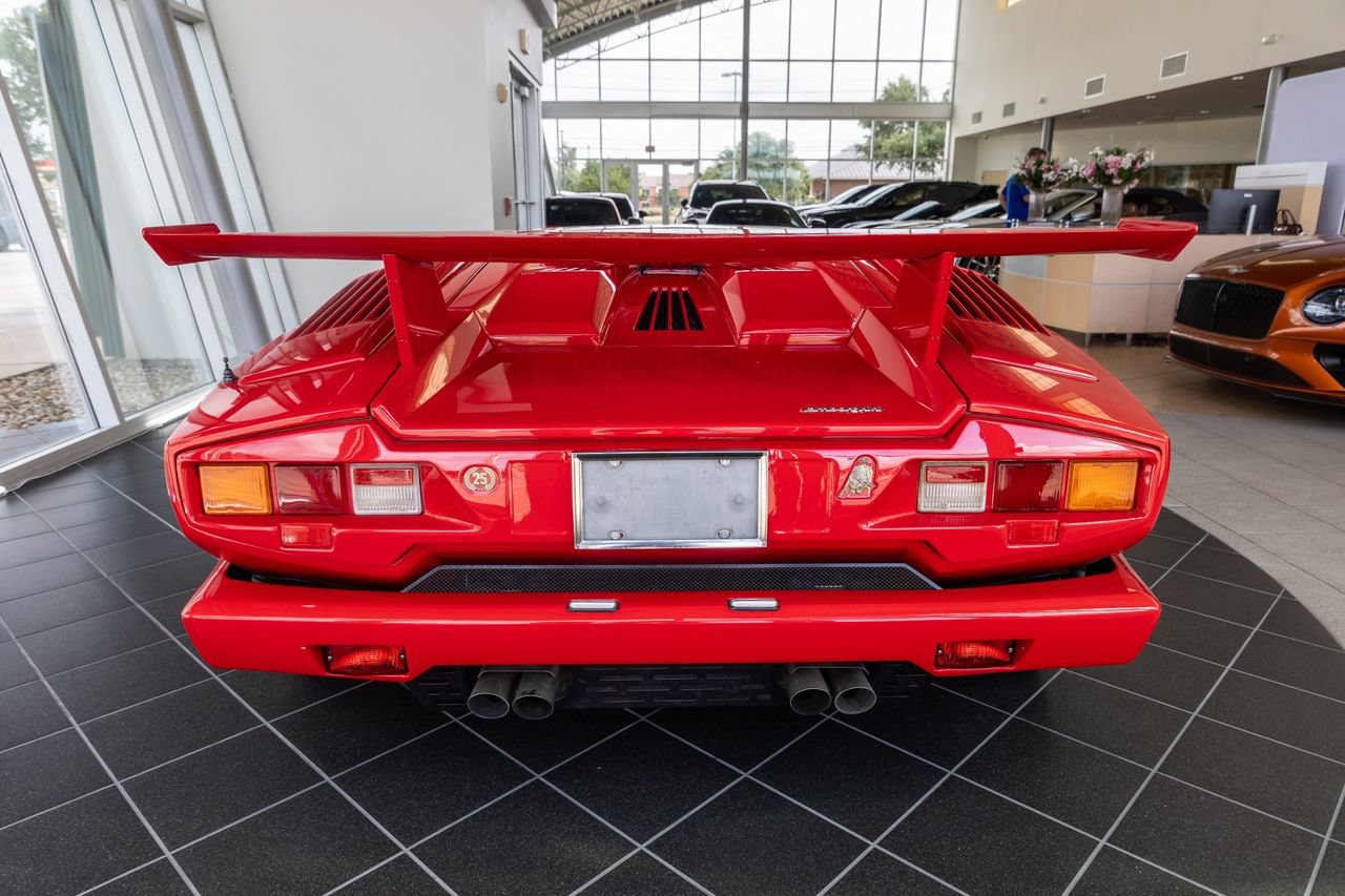 Used 1989 Lamborghini Countach Coupe RWD image 12